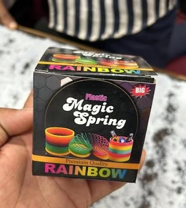 Magic Rainbow Spring – Colorful Stretch Toy